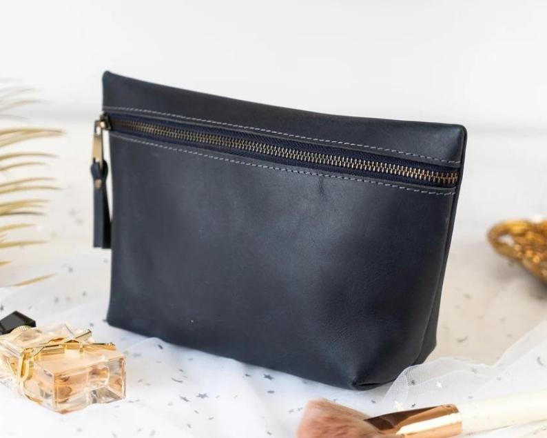 travel bags for cosmetics - Boston Leathers
