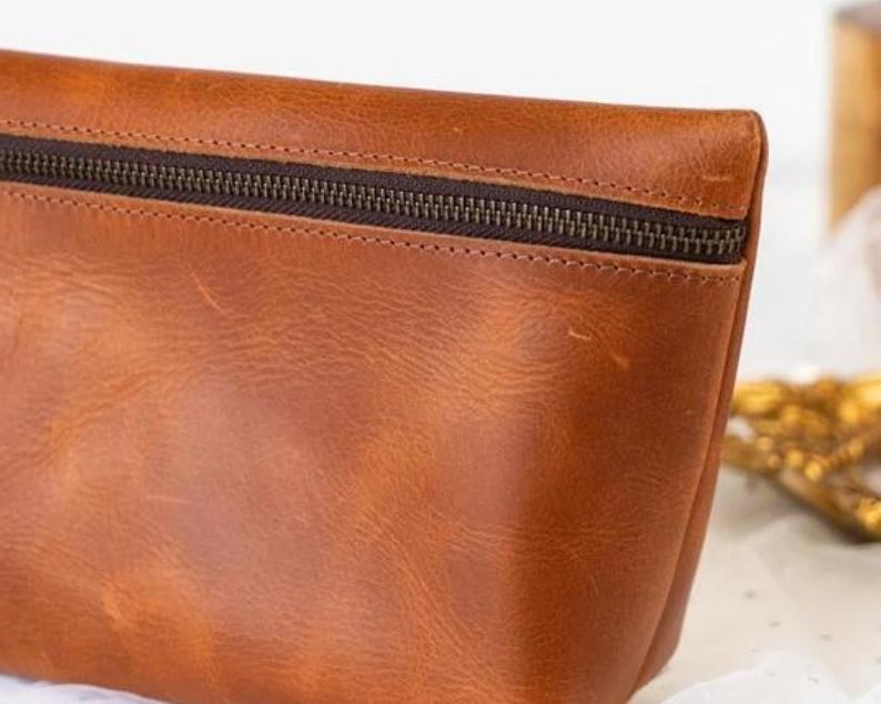 makeup travel bag - Boston Leathers