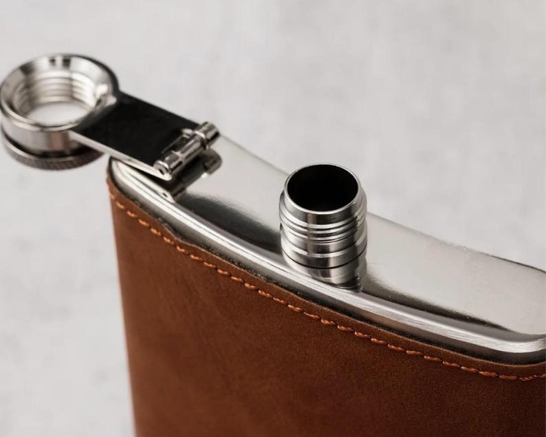 flask for groomsmen - Boston Leathers